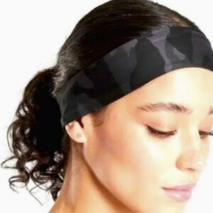 Nwt Athleta Vital Headband in Powervita Camo